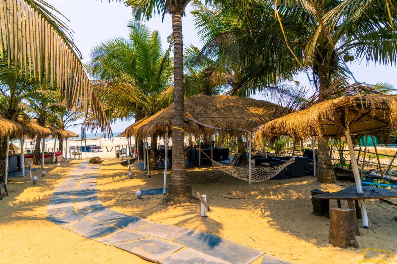 Village Susegat Beach Resort Morjim Εξωτερικό φωτογραφία