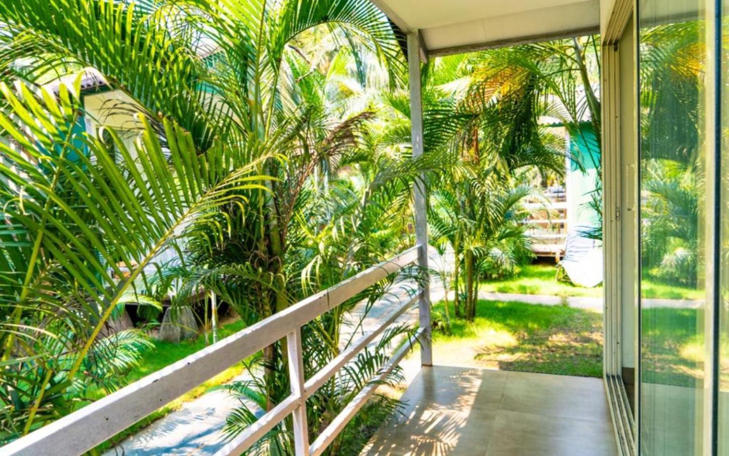 Village Susegat Beach Resort Morjim Εξωτερικό φωτογραφία